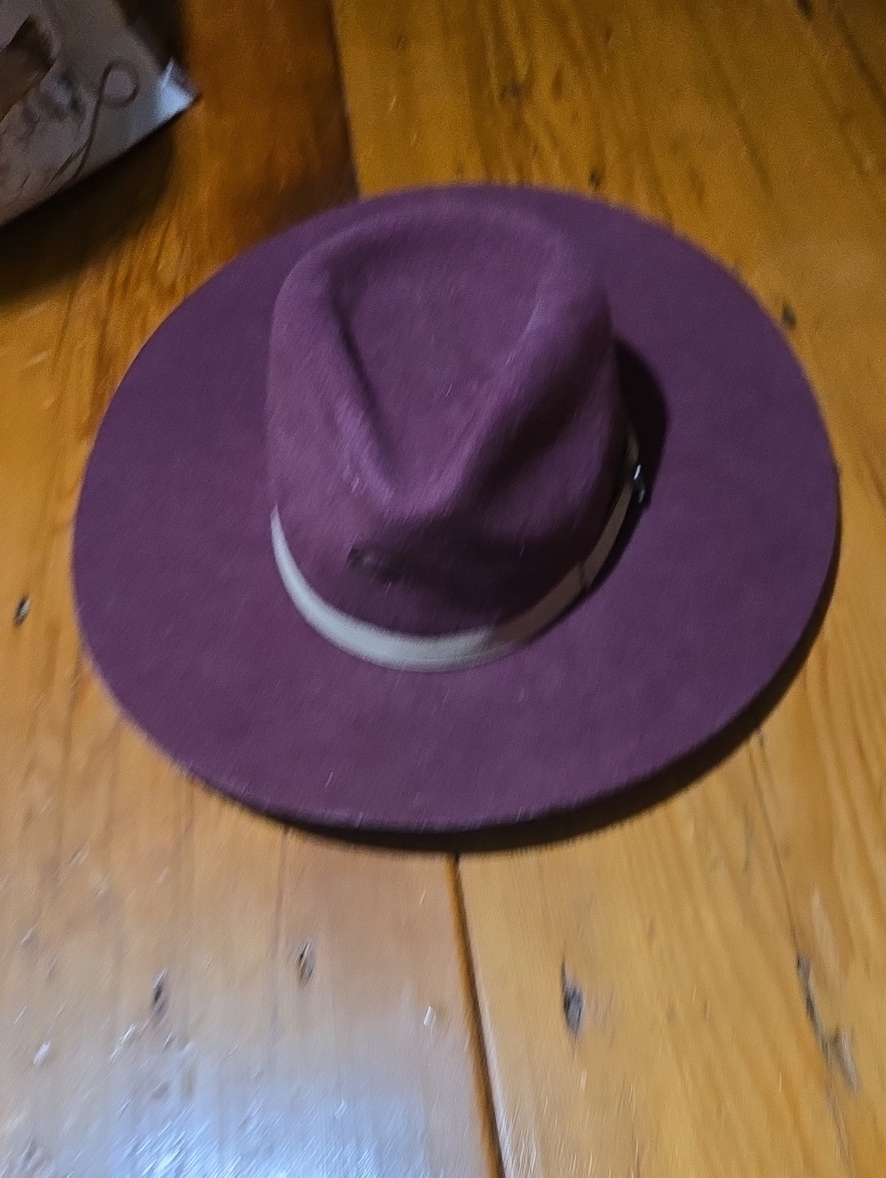 Charlie House Sz M Burgundy Wide-Brim Hat with Contrast Band